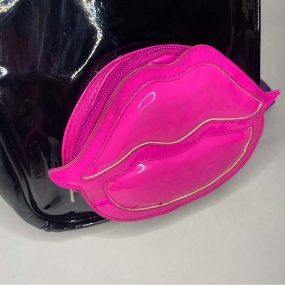 Bratz Mini Backpack Purse Black Patent Pink Lips Y2K Baddie Bratcore Goth Faux - Picture 5 of 9